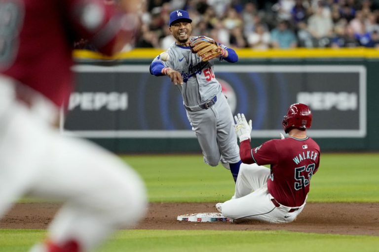 dodgers vs diamondbacks match player stats​
